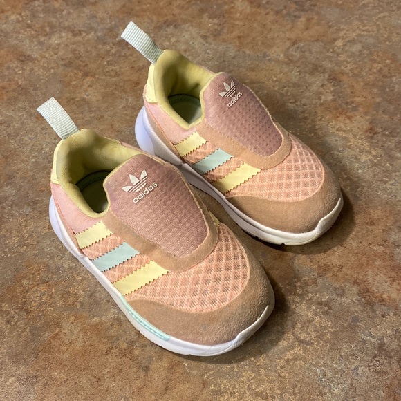 adidas Other - Adidas ZX 360 coral girl tennis shoe